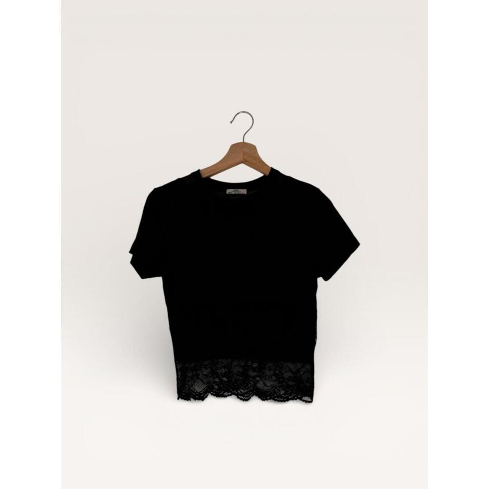 Zara Black Cropped Lace Hem Top